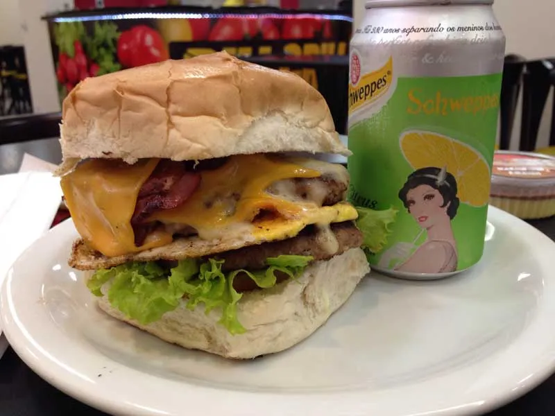 Bill Grill Sanduíches e Grelhados - Sanduíche: Bill Monstro