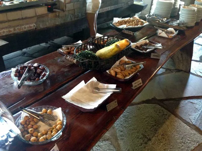 Brioso e Manhoso - Balcão de Comidas 2