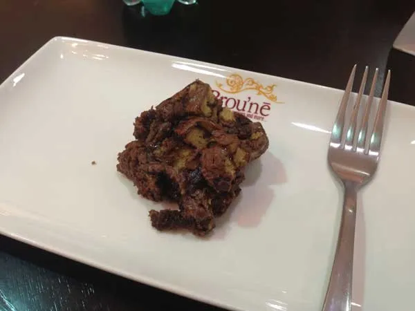 Brou'ne - Pedacinho do Mini Brownie de Twix