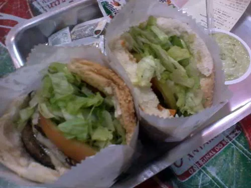 Buldogs Sanduicheria - Sanduíches Mix Cheddar e Big Picanha