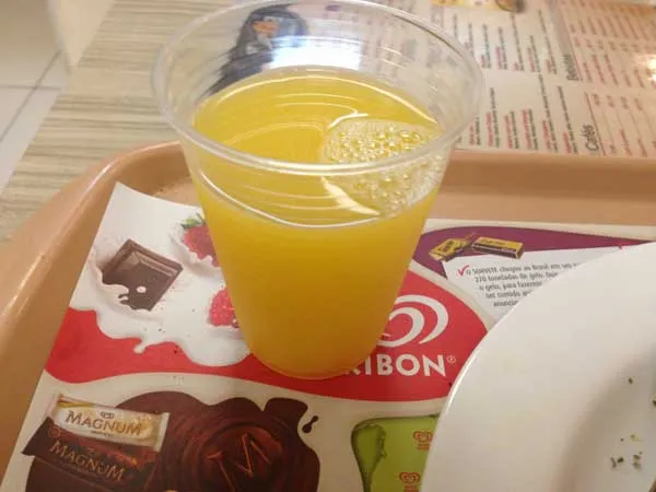 Della Panificadora e Confeitaria - Suco de Laranja