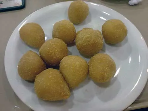 Doce Maior - Prato com Coxinhas