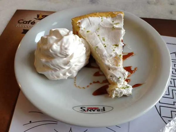 Fran's Café - Torta de Limão