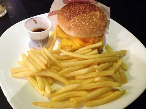 Fred Burguer Grill - Chicken Cheddar