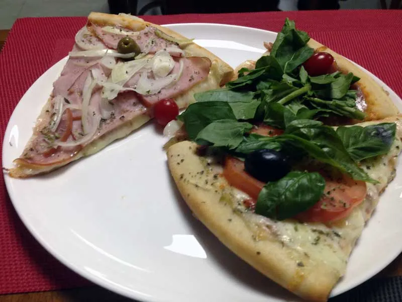 Mania do Pedaço - Pizzas: Lombo Canadense, Presunto Parma e Margherita