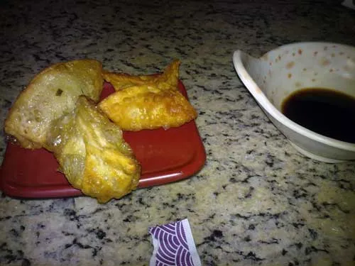 Matsuri - Agemono Ebishinjo com molho especial