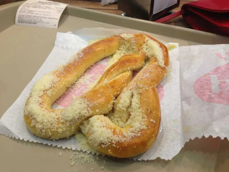 Mr. Pretzels - Pretzel Salgado de Queijo