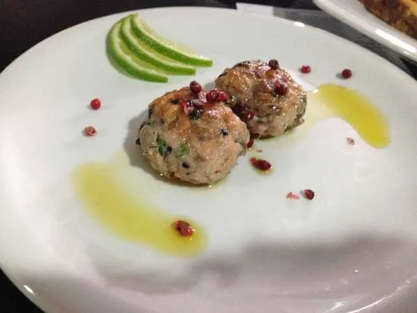 Nirá Restaurante Japônes - Bolinhas Fritinhas