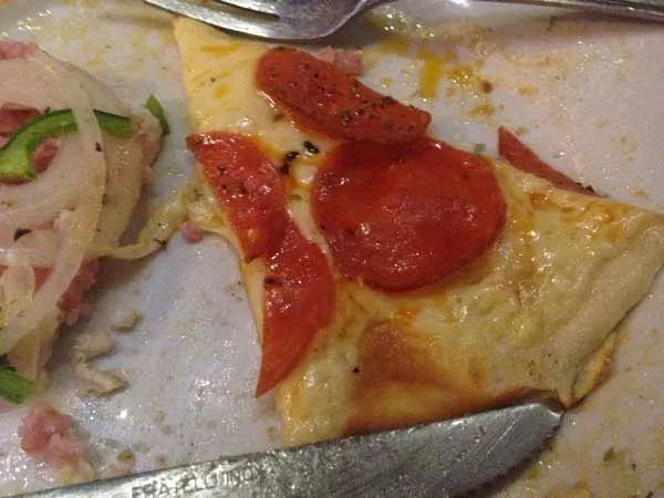 Nossa Casa Rodízio de Pizzas e Massas - Pizza Pepperoni