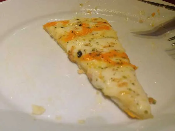 Nossa Casa Rodízio de Pizzas e Massas - Pizza Quatro Queijos