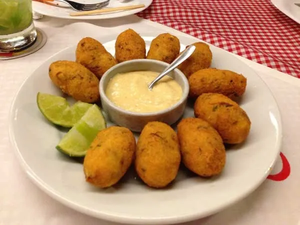 Obelisque Restaurante Bar - Bolinhos de Bacalhau