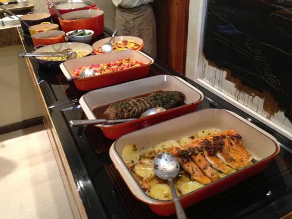 Panela Mágica - Bancada do Buffet 3