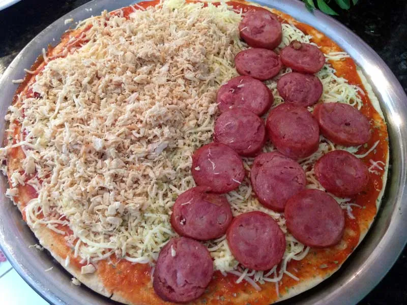 Pizza Fácil - Preparo: Frango Desfiado