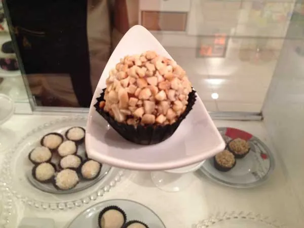 Poema Gourmet - Brigadeiro: Castanha de Caju