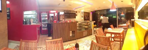 Ray Burger & Grill - Lugar