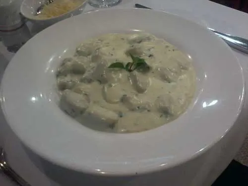 Restaurante Ipê - Prato Principal: Nhoque de Banana Terra