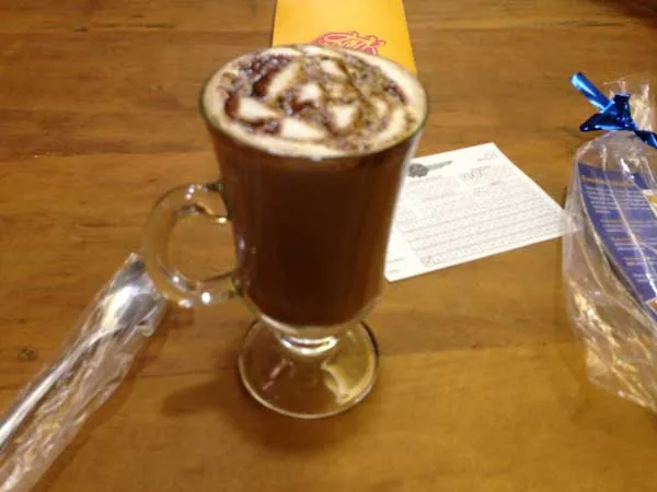 Retrô Foods & Drinks - Café Mocaccino