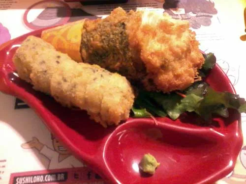 Sushi Loko - Combo 1: Temaki Hot e Hot Philadelfia