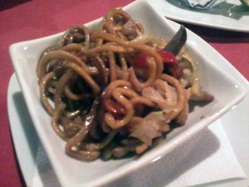 TAO Cozinha Oriental & Contemporânea - Yakissoba